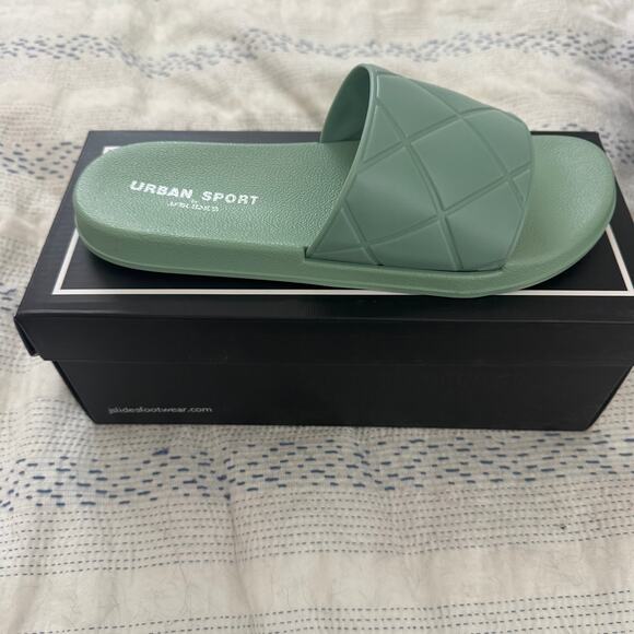 NEW J SLides by Urban Sport Fabio Light Green Slide On Sandals Womens Size 9 - Picture 3 of 6